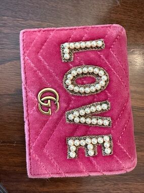 Gucci Pink Velvet 'LOVE' Pearl-Embellished Card Holder